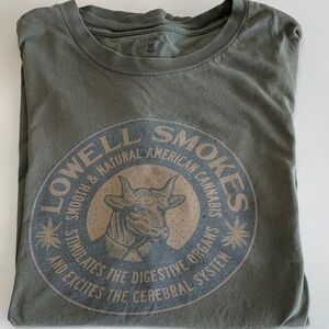 Lowell Farms 100% Cotton Olive Graphic T-Shirt light distressing szL unisex